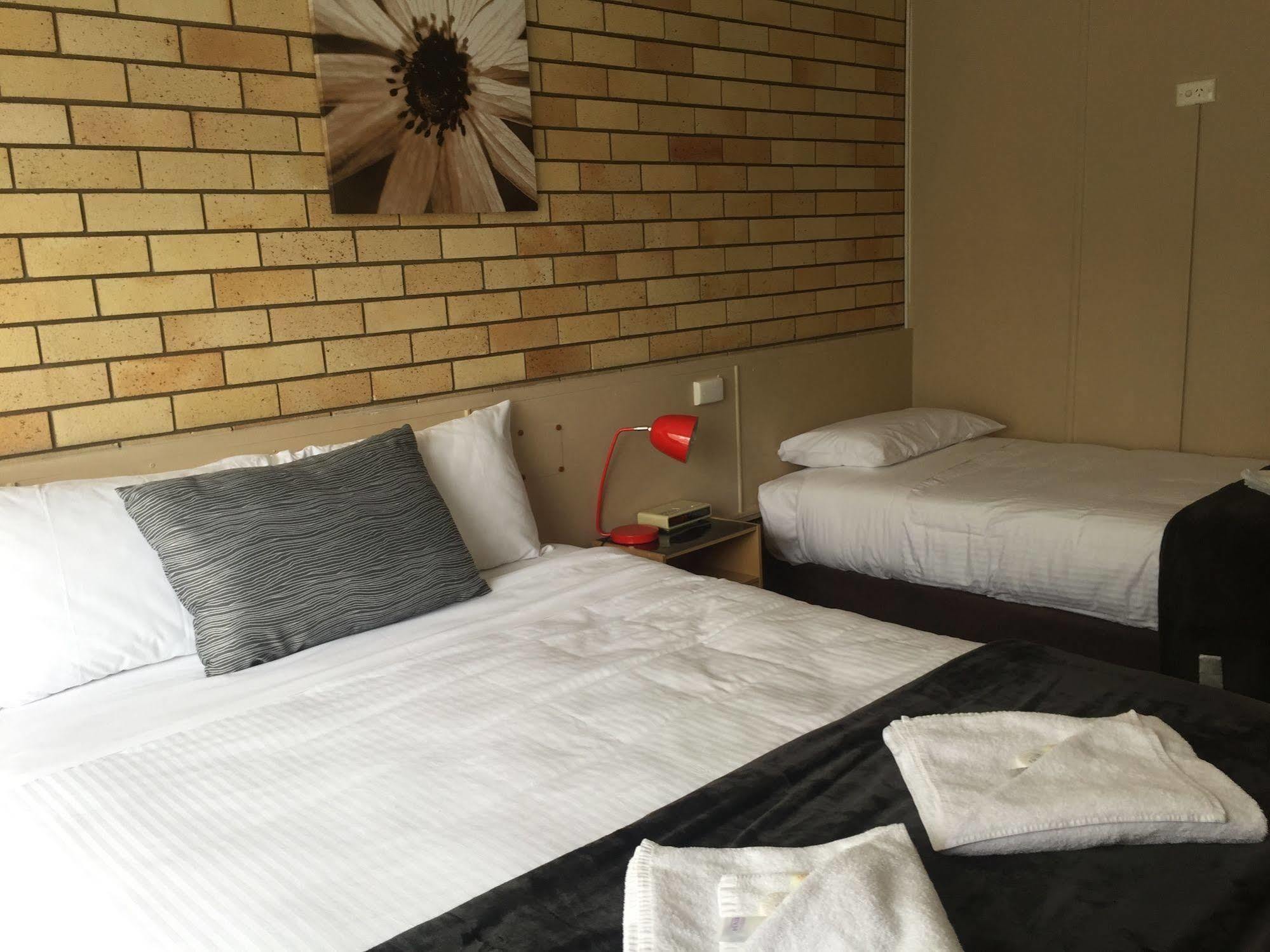 Motel Glenworth Туумба Екстериор снимка