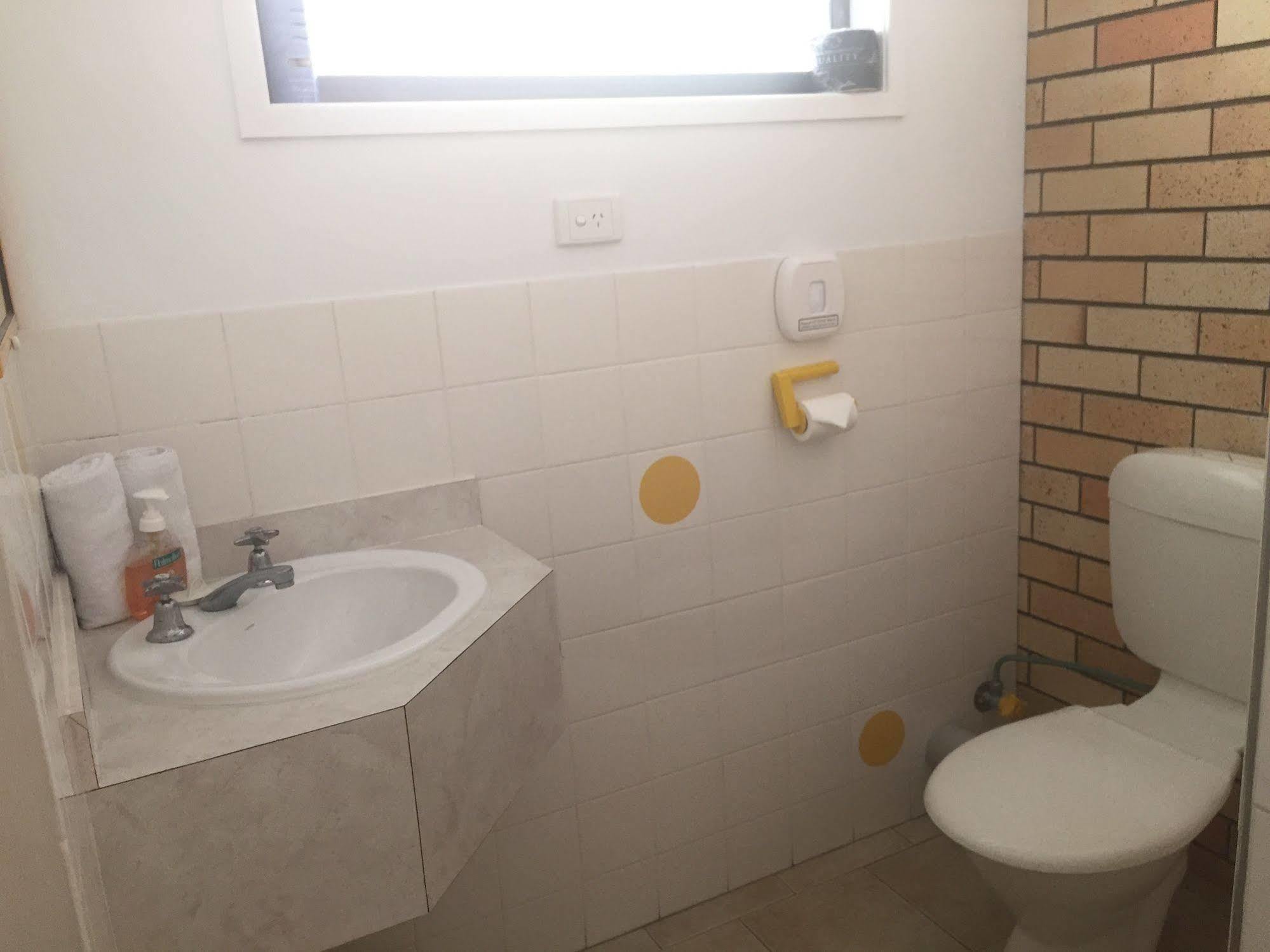Motel Glenworth Туумба Екстериор снимка